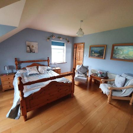 Wild Atlantic Stays Castlemaine Bagian luar foto